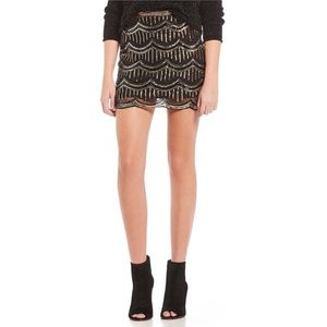 Gianni Bini Black & Gold Scalloped Sequin Skirt